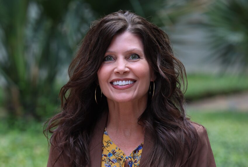 Dr. Kim Brewer