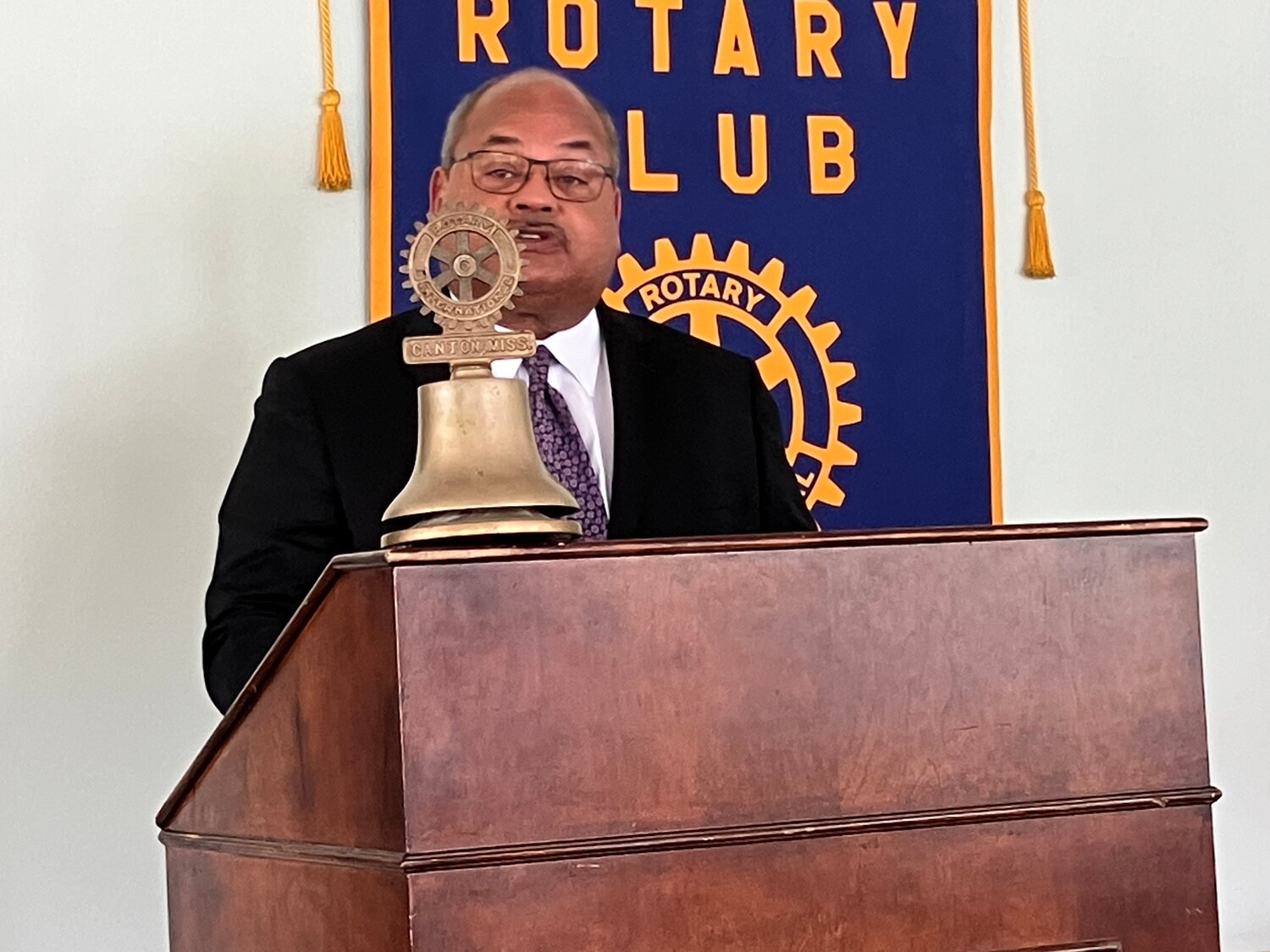 Jackson television newsman Howard Ballou spoke to the Canton Rotary Club on Thursday, saying he was nervous about coming to Mississippi four decades ago but quickly realized it was the 