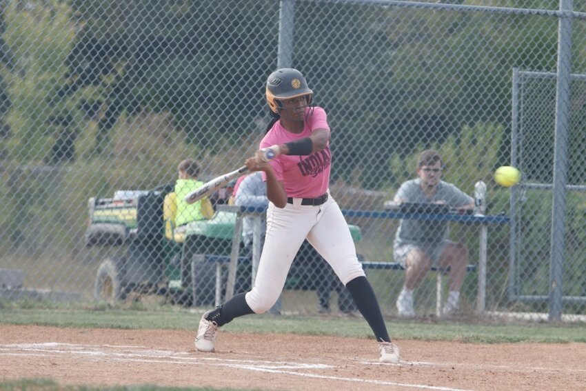 Van-Far freshman Kenya Jones swings at a pitch on Tuesday at Wright City.