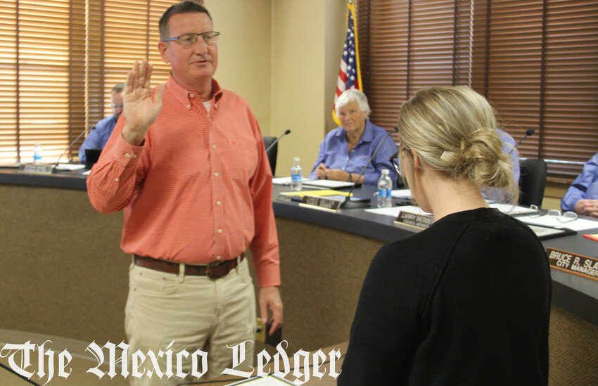Ron Ray is sworn in as a Mexico City Council member on April 14.
