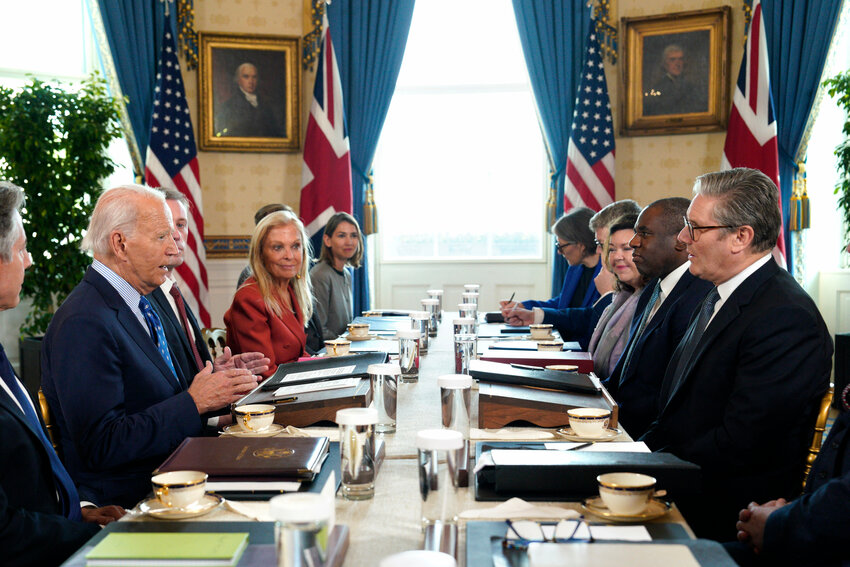 US President Joe Biden (L) meets with British Prime Minister Keir Starmer in the Blue Room at the White House in Washington on September 13, 2024. Photo by Yuri Gripas/ABACAPRESS.COM