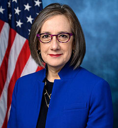 Rep. Andrea Salinas (D-OR-6)