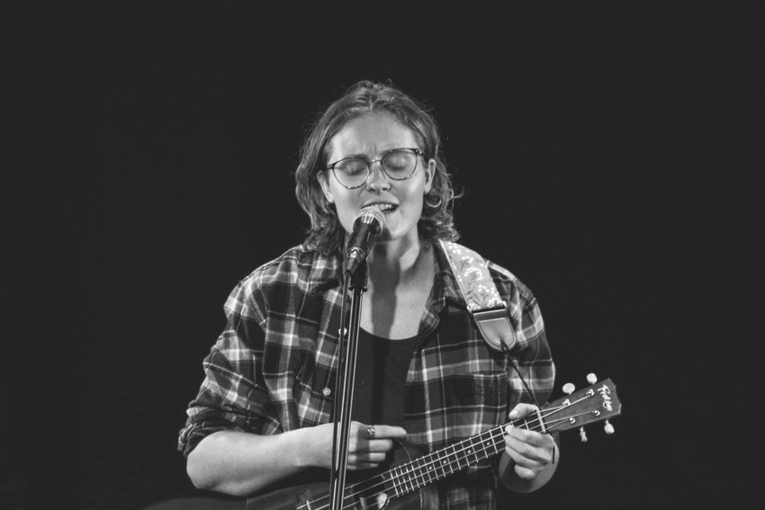 Local singer/songwriter Bilee Grace is currently taking a year off from graduate school to focus on an array of musical opportunities.