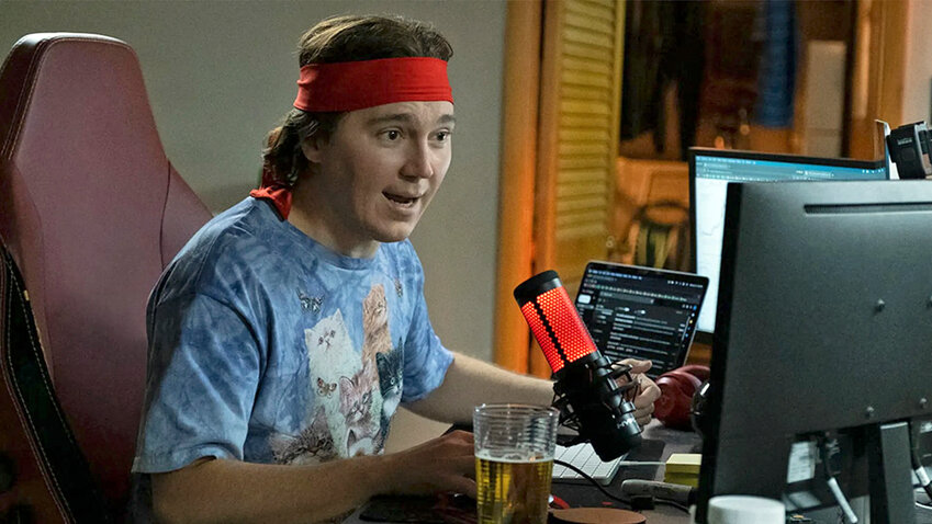 Paul Dano, as &ldquo;Roaring Kitty,&rdquo; inspires his online followers to declare a virtual class war against GameStop stock short-sellers, in &ldquo;Dumb Money&rdquo; on Netflix. Courtesy photo