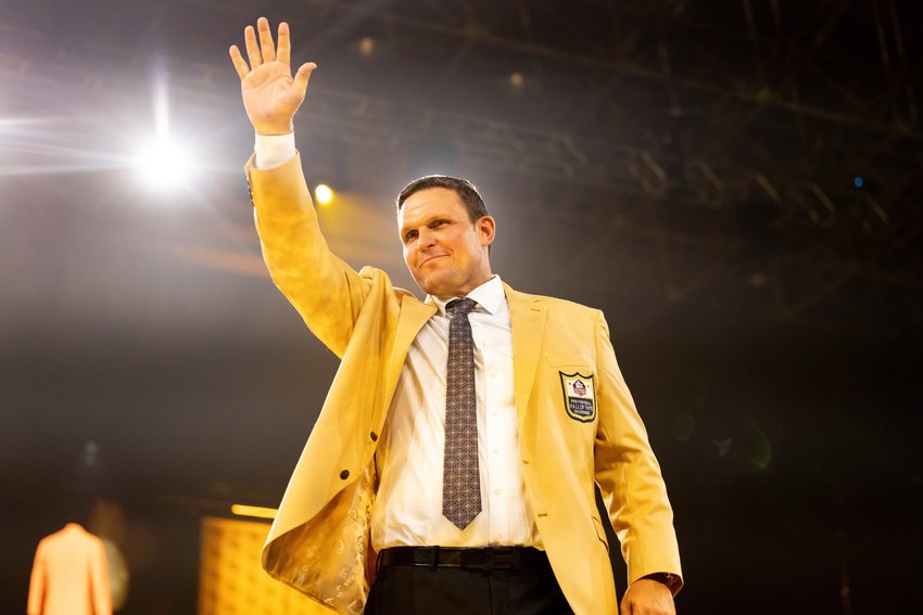 Jacksonville Jaguars legend Tony Boselli will receive the Rock of the Community Award at this year&rsquo;s Mineral City Celebration gala.