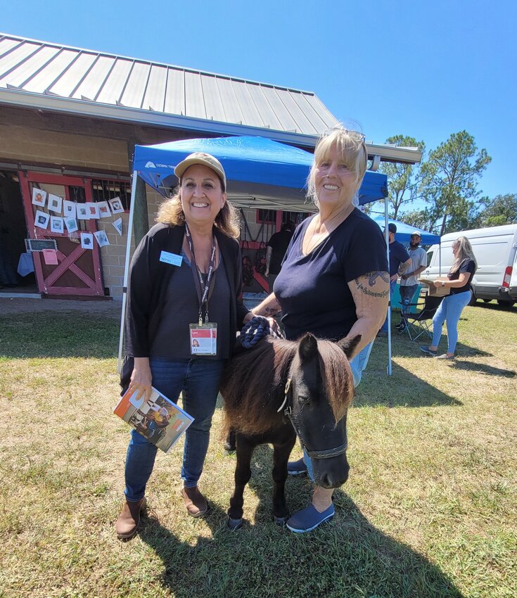 Lorri Reynolds and Chris Dunn were the Pet Partners of North Florida event coordinators.