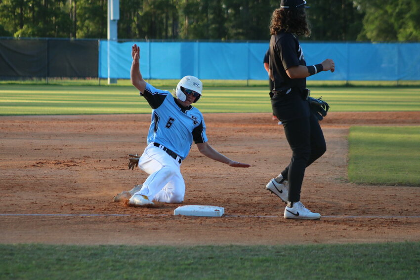 Senior Matt Hoag drove in two of the Sharks&rsquo; four runs against the Panthers with a double and a triple.