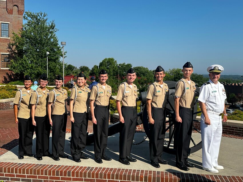 Eight Nease NJROTC cadets graduated from a week&rsquo;s training at the Area 8, 9 &amp; 10 Leadership Academy held at Riverside Preparatory Academy in Gainesville, Ga., on June 15.