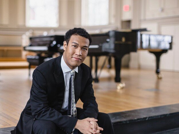 Clayton Stephenson will perform a free concert Jan. 10 in Jacksonville Beach.