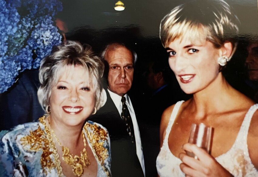Bunny O’Neill and Princess Diana chat at Christie’s Auction in 1997.