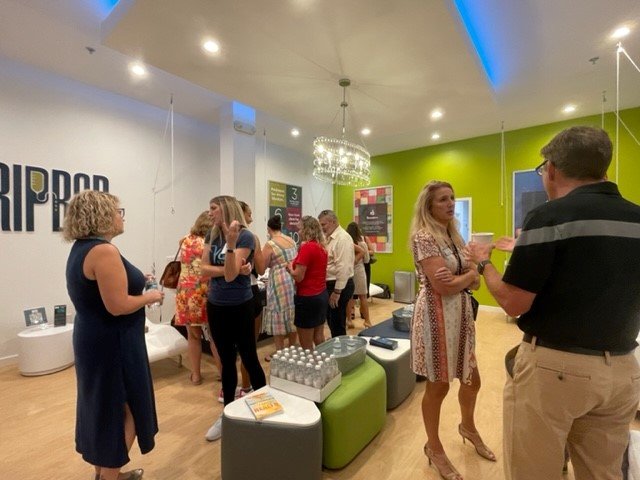 fourth of july happy hour in ponte vedra