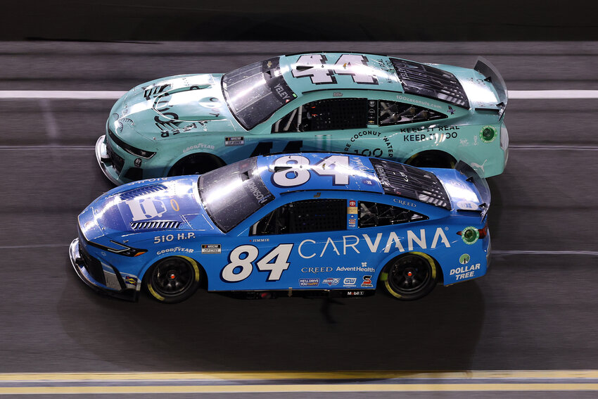 Yeley (#44) and Johnson (#84) spent much of the first duel race in close proximity.