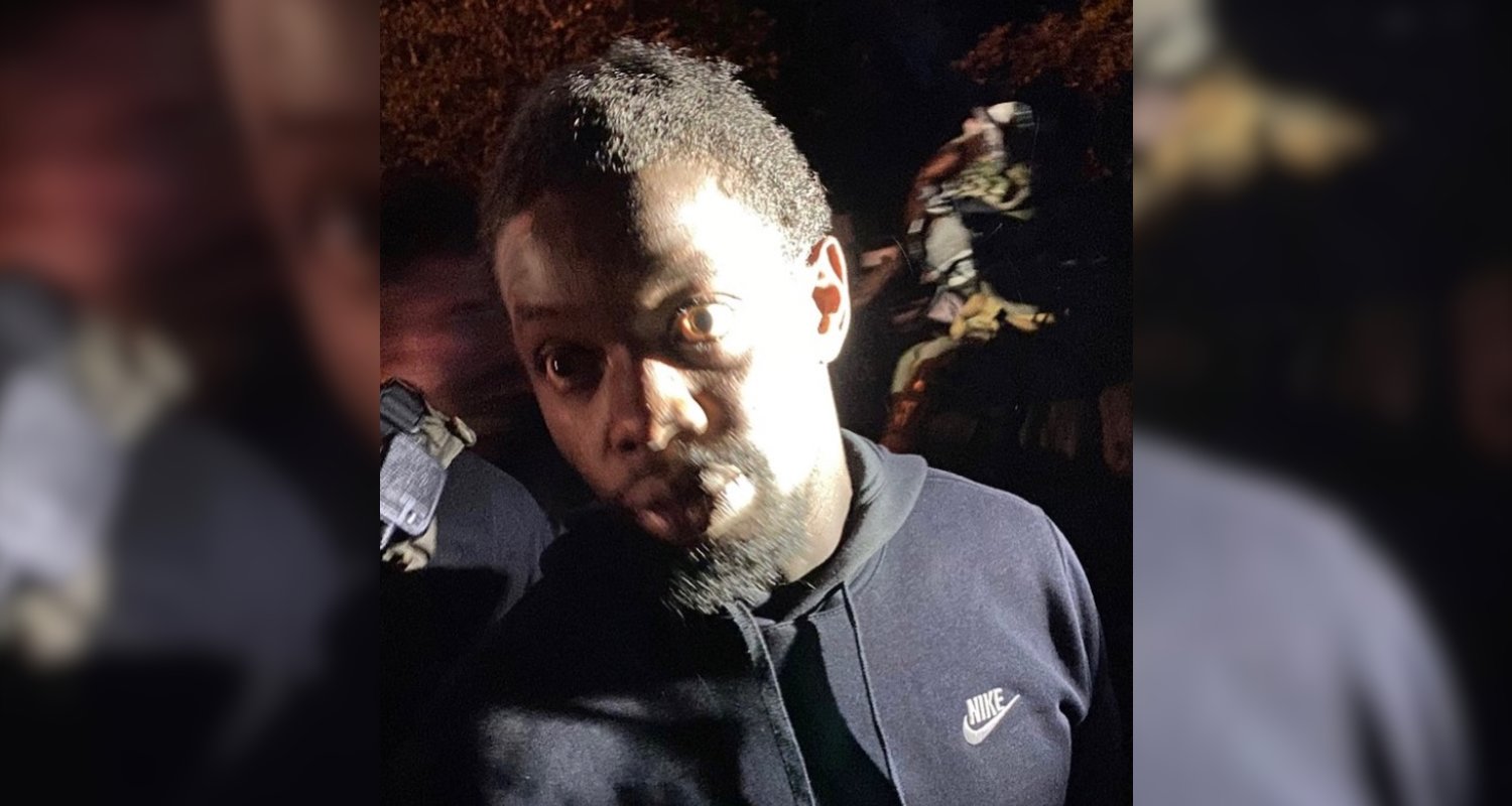 Othal Wallace shortly after his capture just outside of Atlanta, Georgia. This picture was also shared by Chief Jakari Young on Twitter, who added the caption "IN CUSTODY!!!"