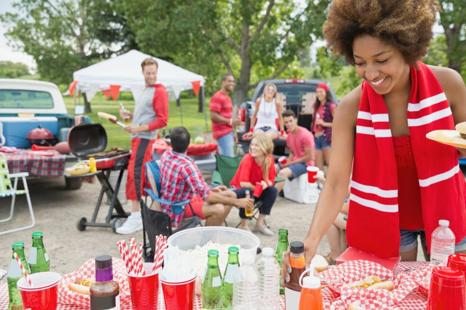 It's almost game time: 5 tips for a winning tailgate party