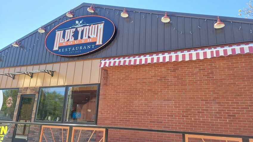 Old Town South is a new restaurant in Knob Noster. Olde Town South is at 109 E. McPherson St. in Knob Noster.&nbsp;   &nbsp;