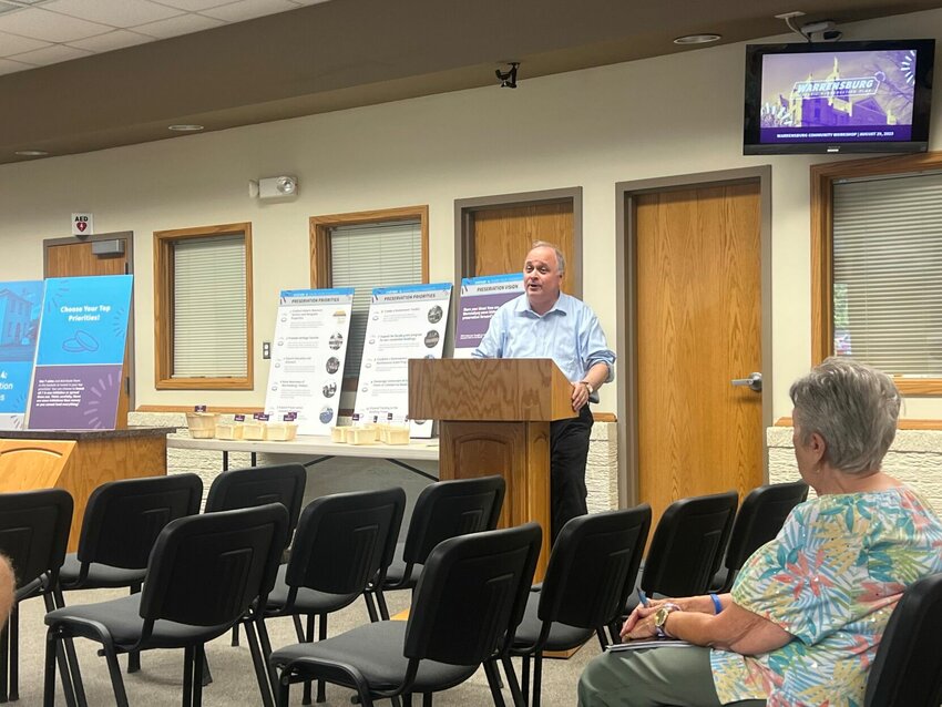 Associate Principal Nick Kalogeresis from the Lakota Group speaks to Warrensburg community members during the&nbsp;Historic Preservation Commission's public meeting on Tuesday, Aug. 29.