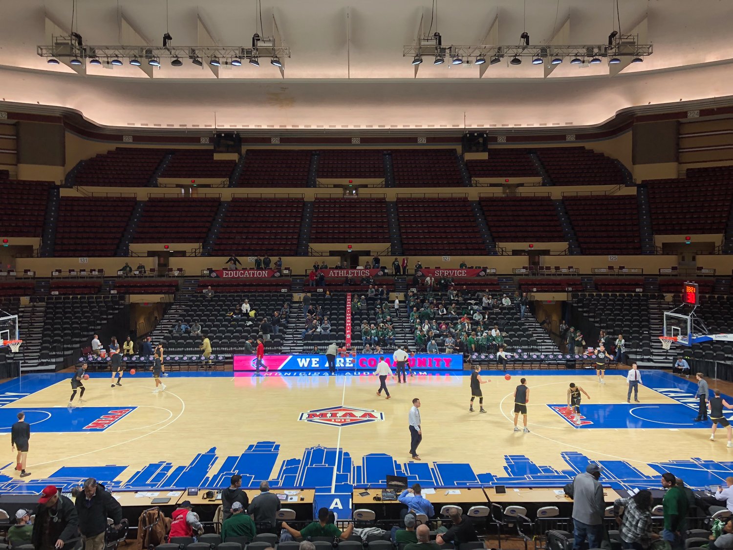 MIAA extends basketball championships contract with Municipal