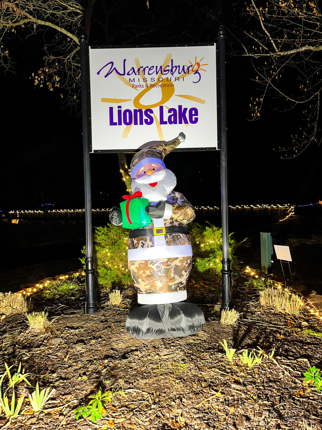 Warrensburg Parks And Recreation Lights Up Lion’s Lake | Star-Journal