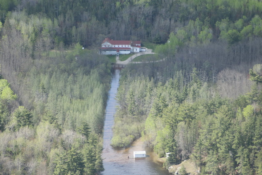 FLOOD WATERS ON THE ROAD TO KETTLE FALLS HOTEL