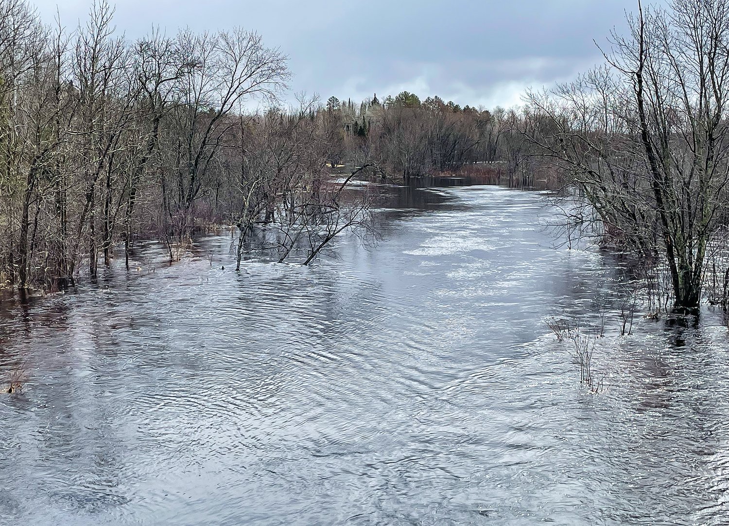 The Pike River in Vermilion Lake Township was well outside its banks this week, the result of 
recent rains and snowmelt.