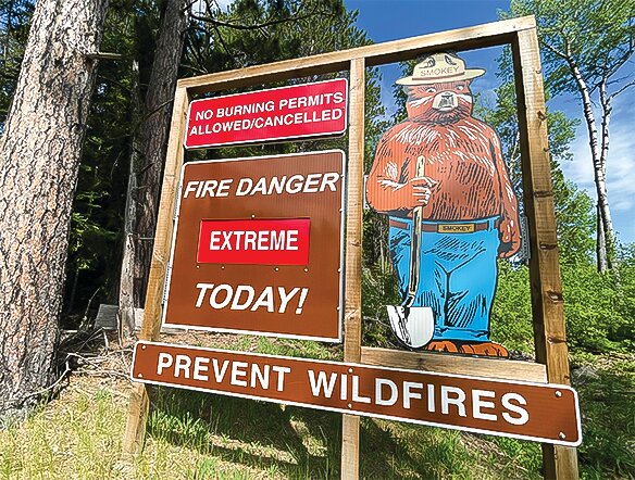 While fire 
conditions vary from day-to-day, the sign at the Tower Area DNR 
office on Tuesday 
reflected recent dry 
conditions.