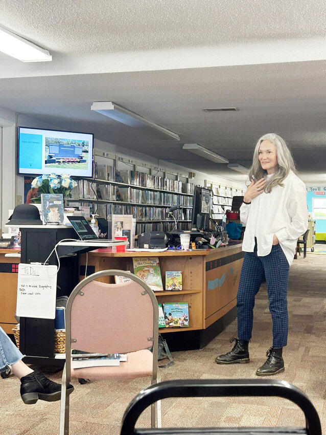 erson discusses her debut novel “The Flower Sisters” at the Vienna Library on April 11. The book takes inspiration from a real explosion that occurred in 1928 at a dance hall in West Plains.