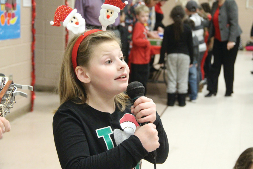 SINGING IT: Lea Massey didn&rsquo;t hesitate to sing Twinkle Twinkle Little Star to her peers.