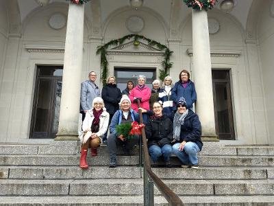 HAPPY HALL DECKERS: Members of the Edgewood Garden Club pose outside William Hall Library to show off their handy work.&nbsp;From left front row: Joyce Fleischer, Mary Jo Hines, Sarah Kales Lee, Bernie Larivee. Second row: Paul Nunes, Paulette Weise Thomas, Martha Carrara, Betty Paroli, Julie Haggis, Lynda Fosco and Pat Venagro.&nbsp; Missing are Alina Butkiewicz, Kathleen Duffy and Sandra Jack.