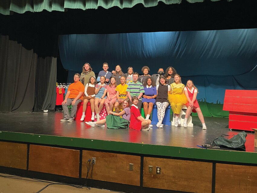 NO GRIEF HERE: The full crew and cast of &quot;You're A Good Man Charlie Brown&quot; pose for pictures at one of their final dress rehearsals. The show was performed on the Cranston East stage April 27 &amp; 28. (Photo by Pam Schiff)