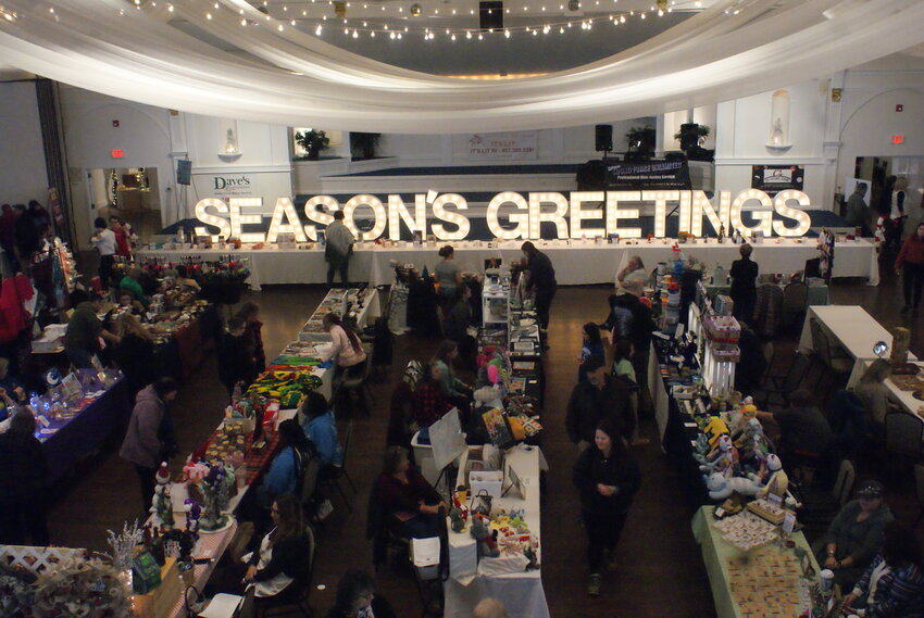 ZEAZON&rsquo;Z GREETINGZ: The vendor area at the Feztival filling up with patrons.