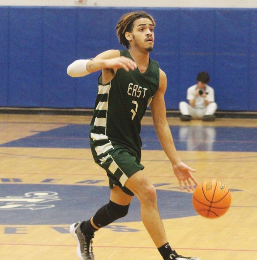 SENIOR LEADER: East&rsquo;s Albert Kesse calls a play. (Photos by Alex Sponseller)