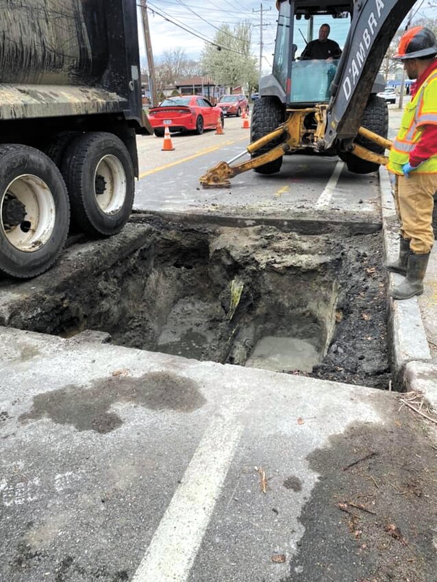 FIXING A BREAK: City and D&rsquo;Ambra Construction crews worked into the early morning hours last Thursday to replace a section of the Oakland Beach forced sewer main beneath West Shore Road. Mayor Picozzi posted this photo soon after crews arrived at the scene to warn motorists of possible delays on West Shore Road.