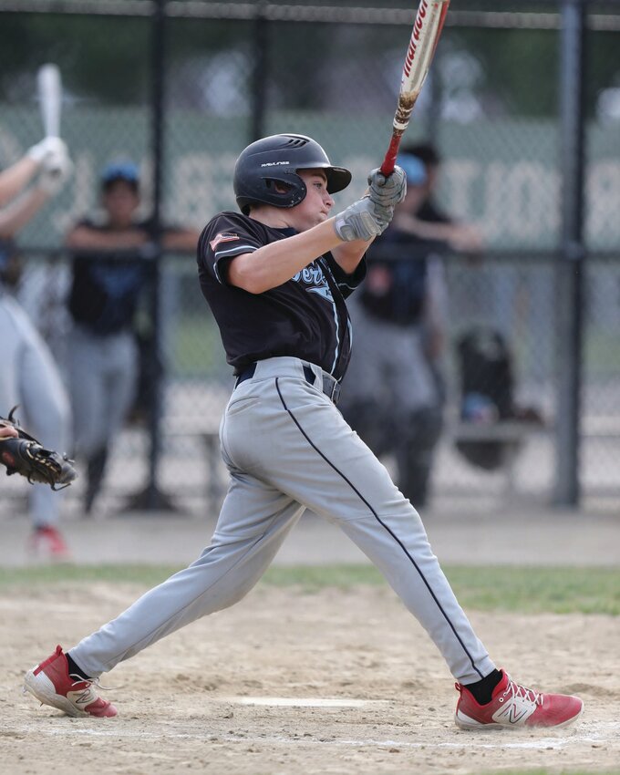 SWINGING AWAY: Gershkoff&rsquo;s Jack Fontaine. (Photos by Mike Zawistoski)