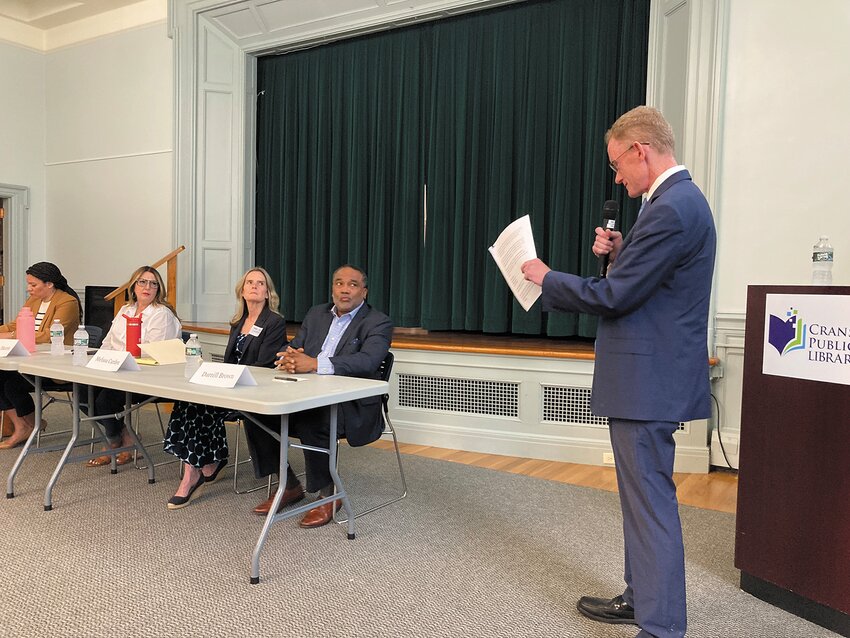 PRESS-URE: The Boston Globe&rsquo;s Ed Fitzpatrick gestures towards the candidates (L-R: Lammis Vargas, Bernice Morris, Melissa Carden, Darrell Brown) as he asks them a question.