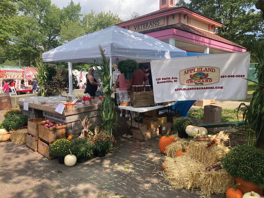 The 36th Annual Apple Festival will be held on Sat., Sept. 21, and Sun., Sept. 22, from 10 a.m. to 4 p.m., at Johnston Memorial Park.&nbsp; Artisans, food vendors, entertainment and more.&nbsp;